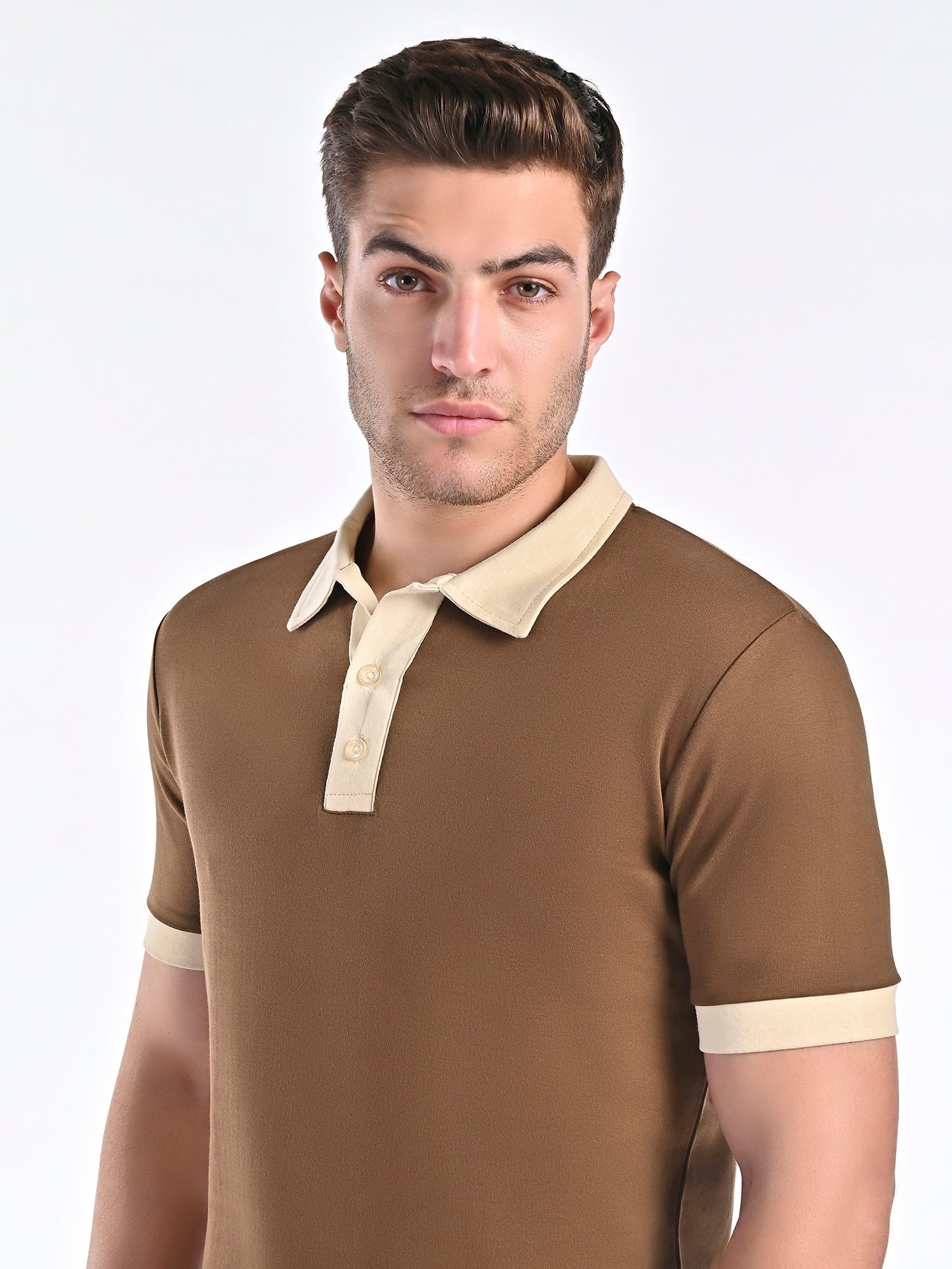 Smooth-Touch Contrast Polo in Cinnamon Brown - Image 4