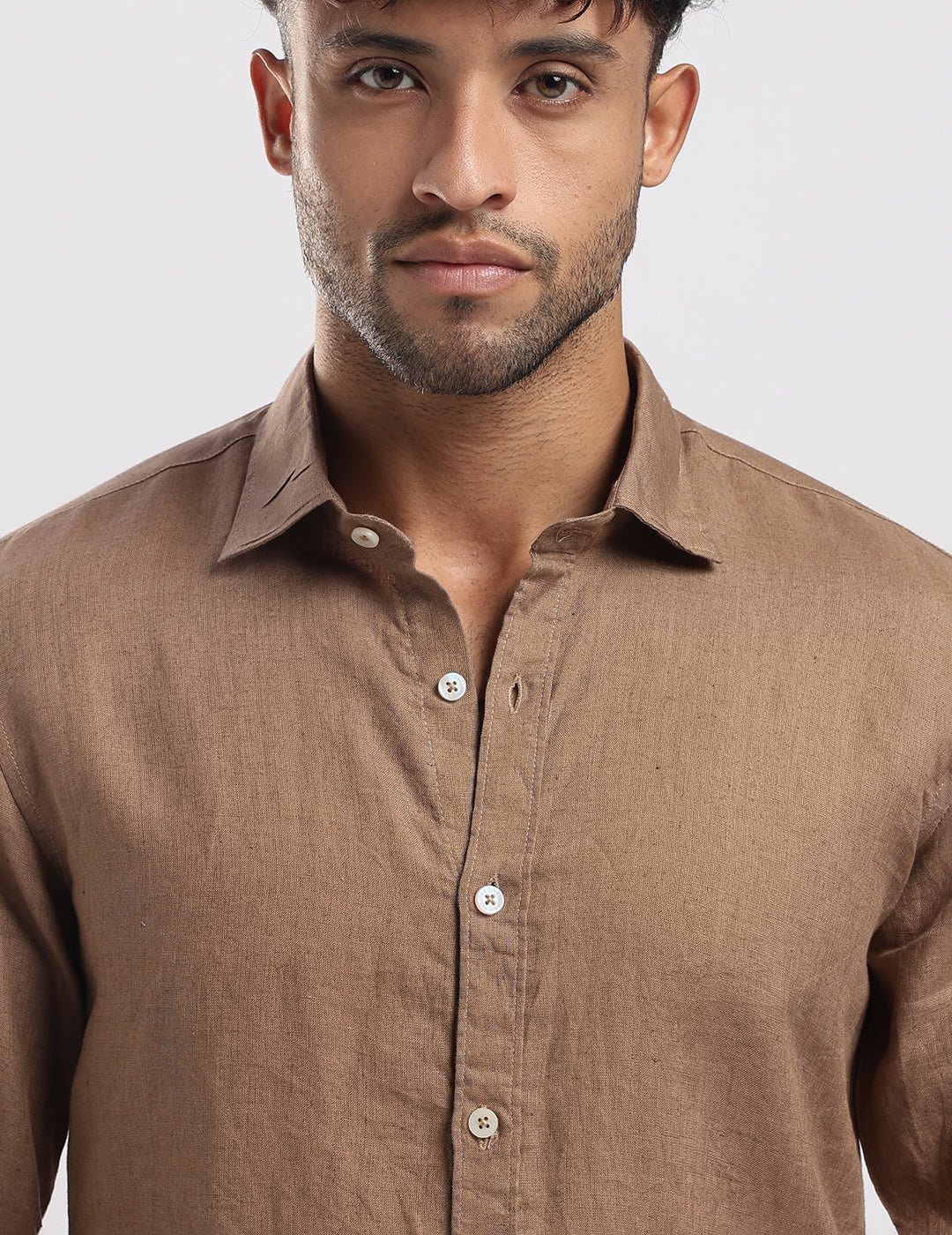 100{0fe987850b2366ddbf93158462bf650ab3167f078d7b080d701abd4c627c78f9} Linen Soft Touch Coco Mousse shirt - Image 5