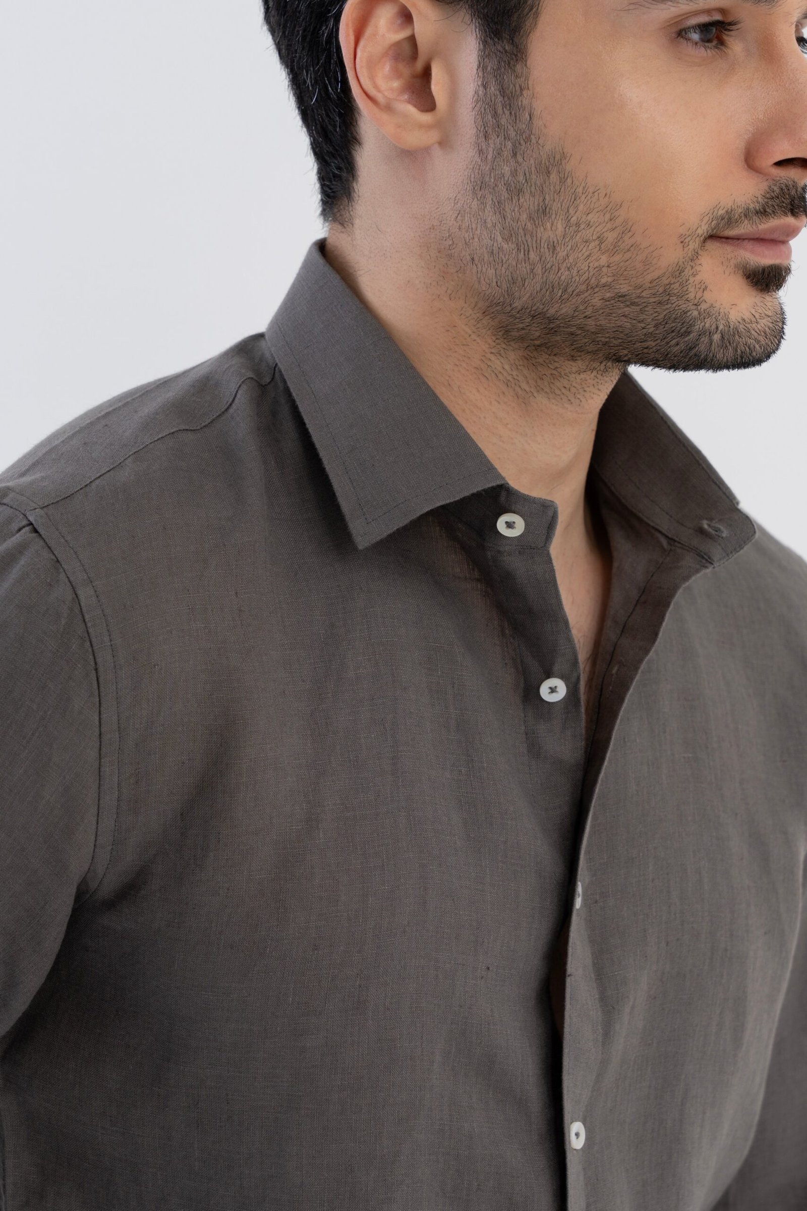 100{0fe987850b2366ddbf93158462bf650ab3167f078d7b080d701abd4c627c78f9} Linen Soft Touch Charcoal Grey Shirt - Image 2